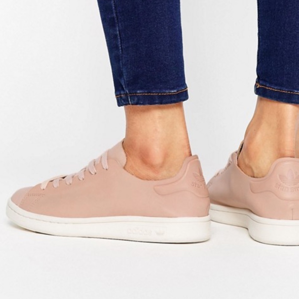Adidas originals nude blush Stan Smith sneakers